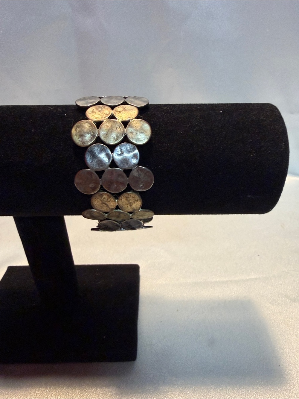 Source Unknown Two-Tone Disc Stretch Bracelet in Silver and Gold